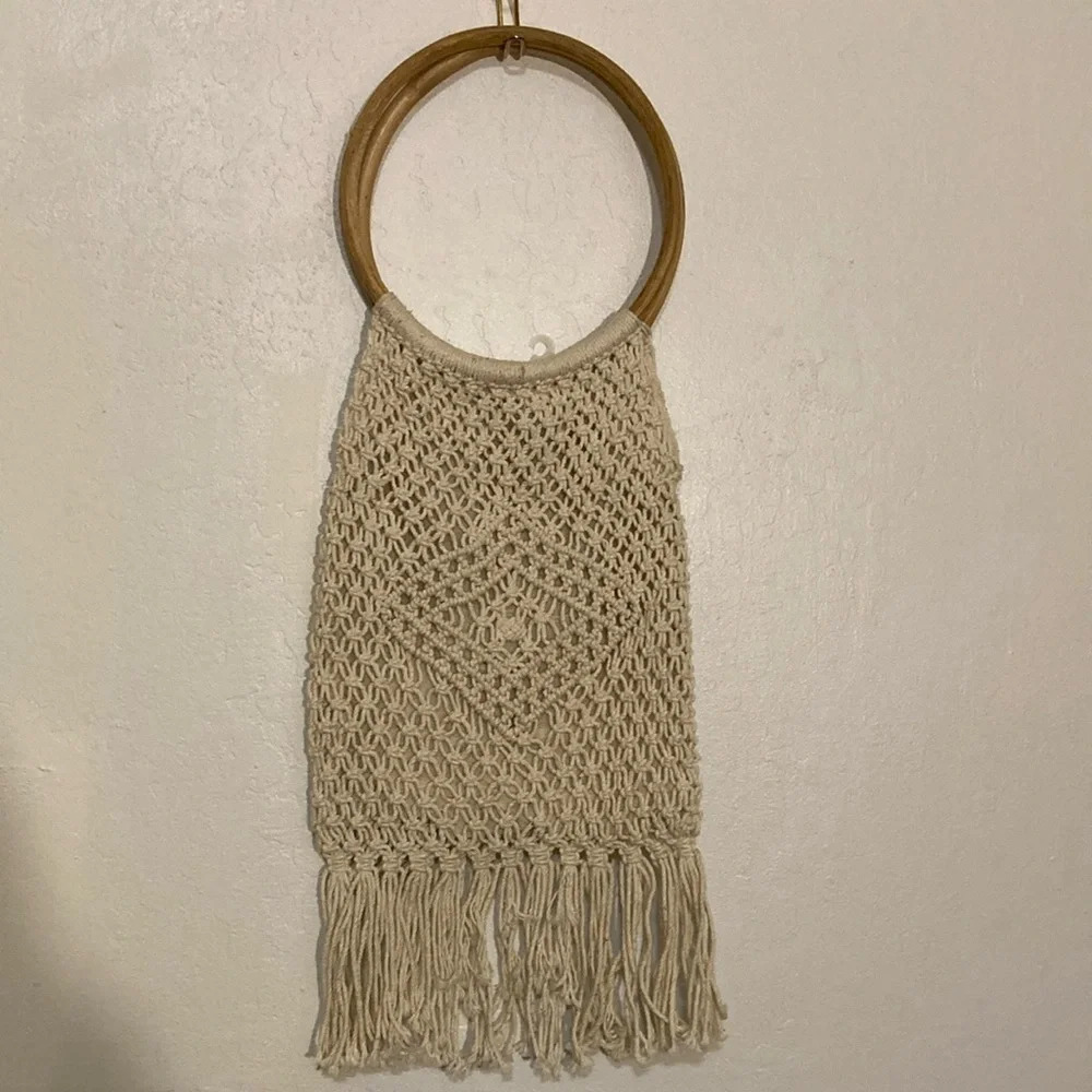 🌈 Macrame bag with wood handle NWOT